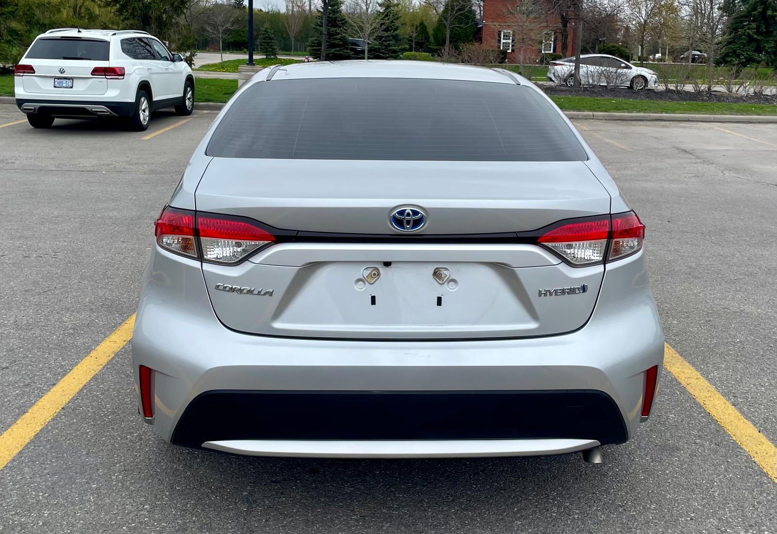 
								2023 Toyota Corolla LE Hybrid full									