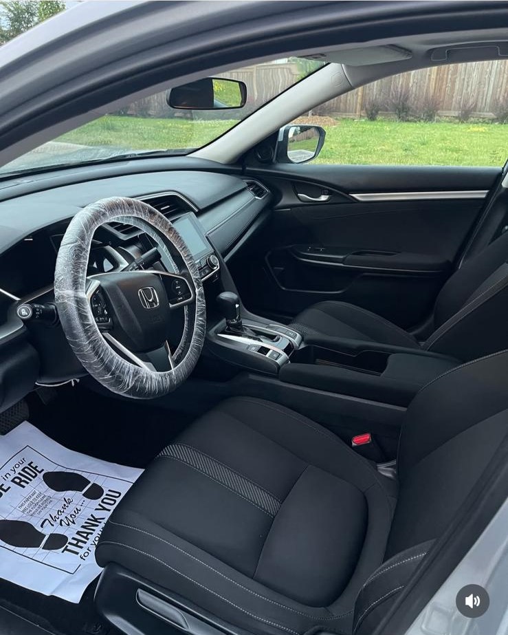 
								2016 Honda Civic EX full									