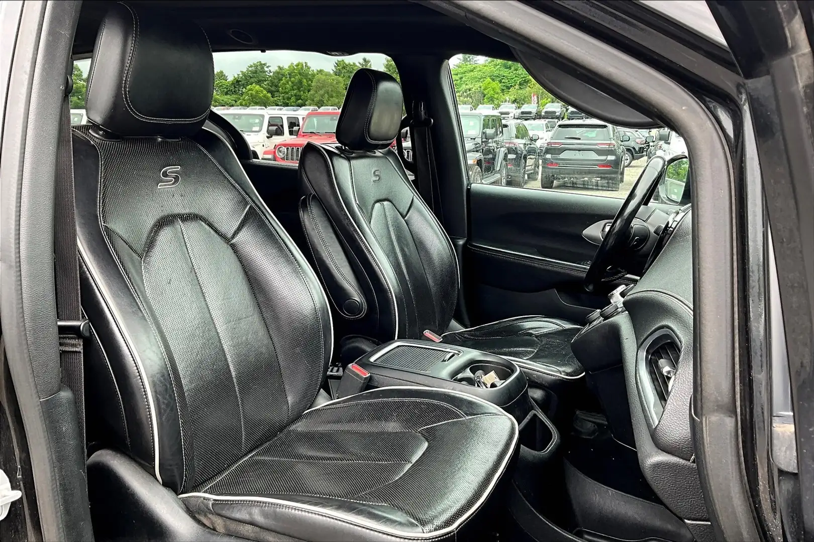 
								2018 Chrysler Pacifica Limited S full									