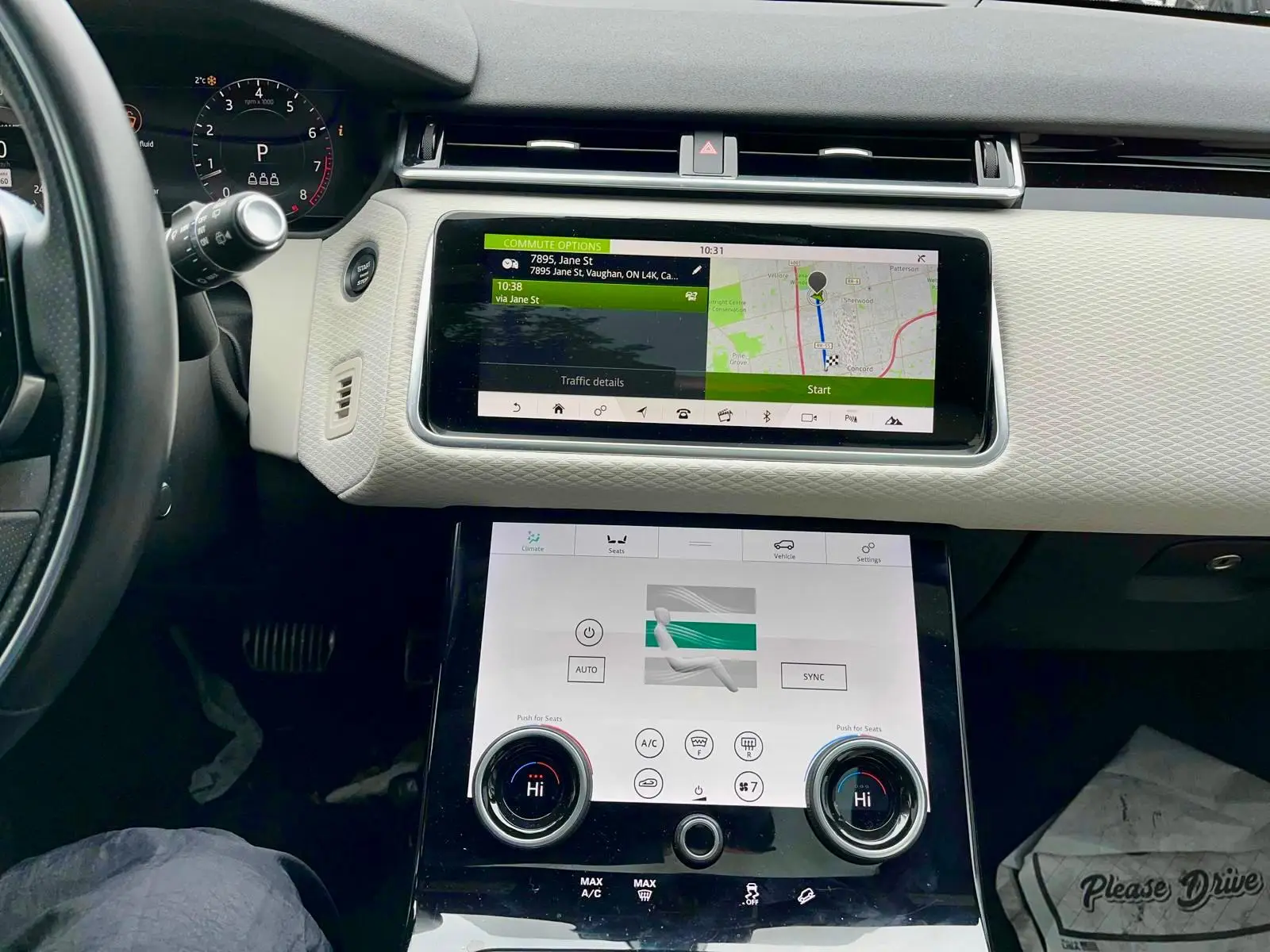 
								2020 Range Rover Velar P300 R-Dynamic S full									