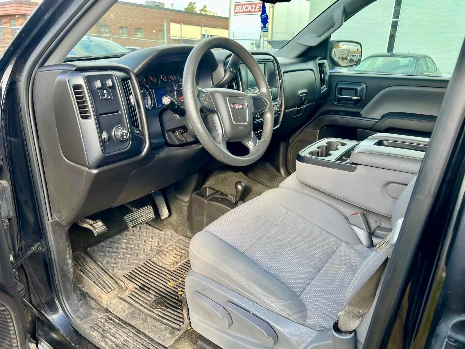 
								2016 GMC Sierra 1500 Aviation V8 full									