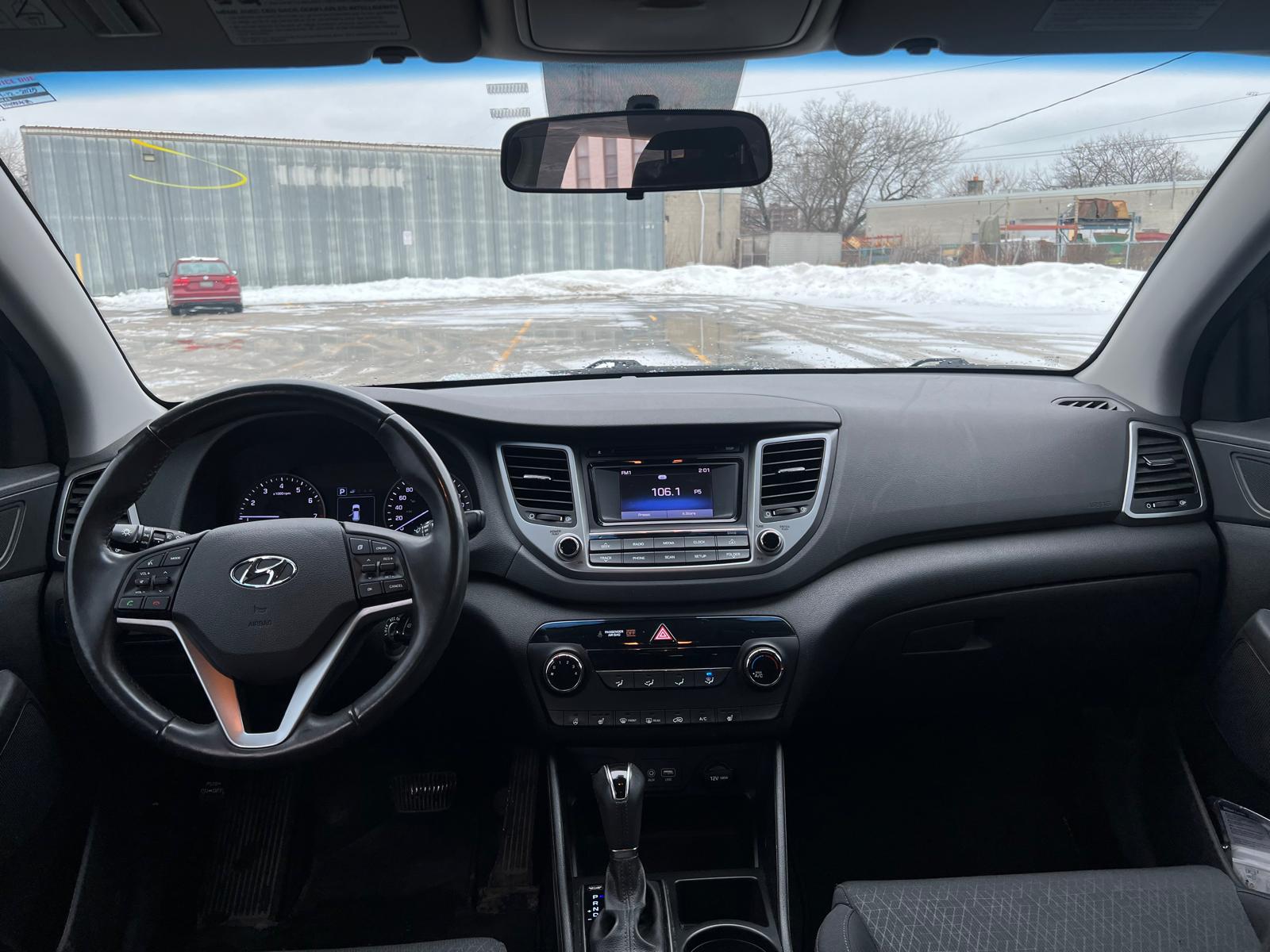 
								2017 Hyundai Tuscon Premium Awd full									