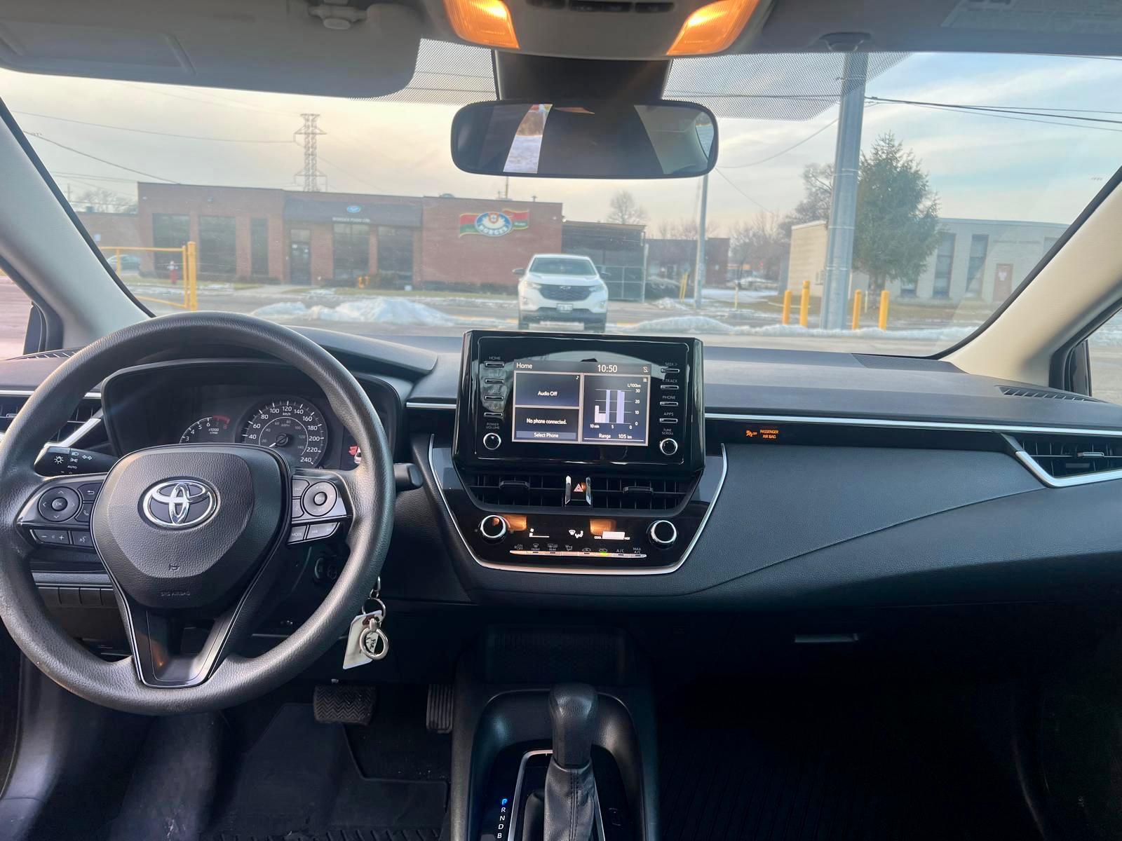 
								2020 Toyota Corolla LE full									