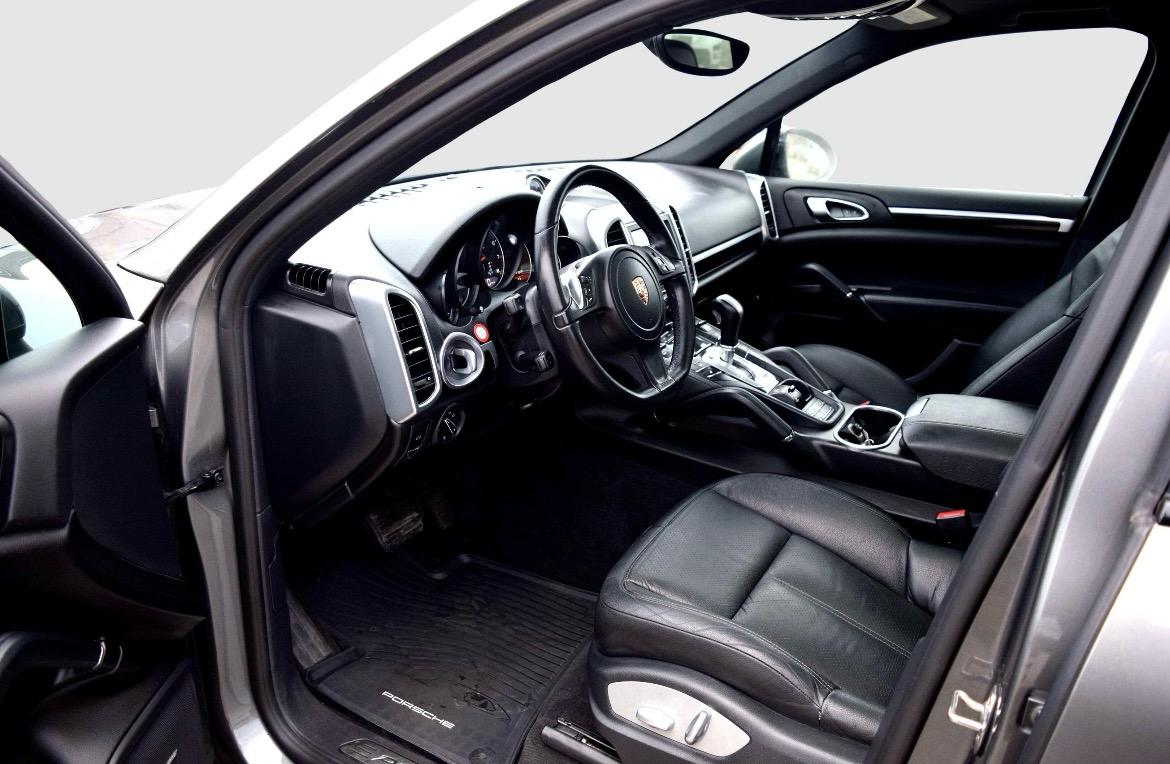 
								2014 Porsche Cayenne Triptronic Awd full									