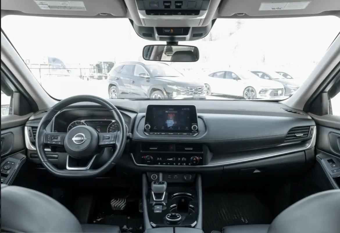 
								2023 Nissan Rouge SV Midnight Edition Awd full									