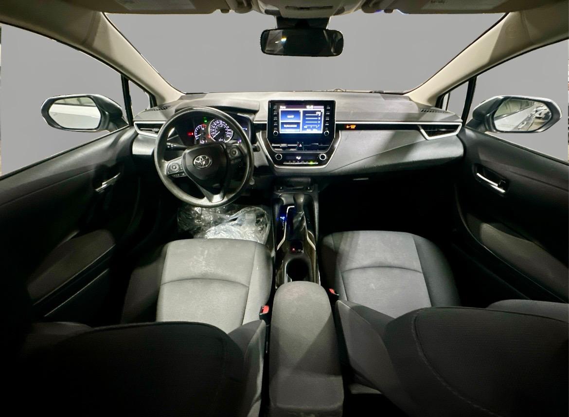 
								2022 Toyota Corolla LE full									