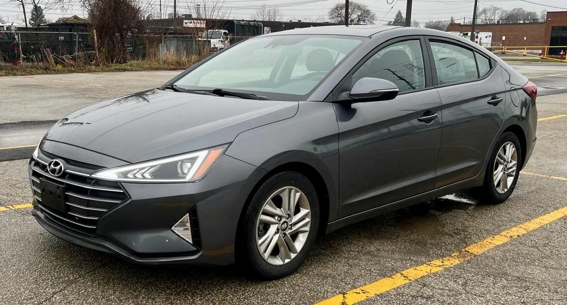 
								2020 Hyundai Elantra Preferred Sun&Tech full									