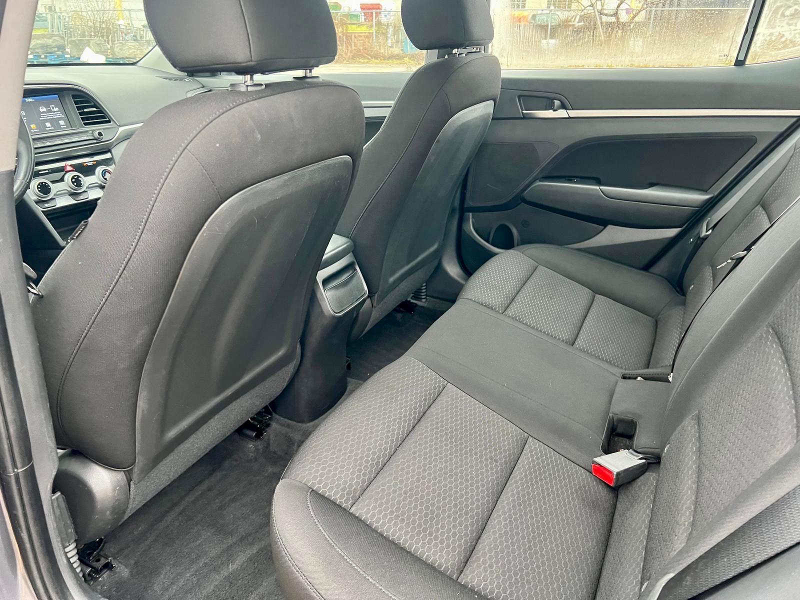 
								2020 Hyundai Elantra Preferred Sun&Tech full									