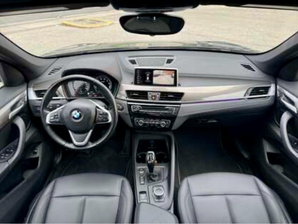 
								2020 BMW X1 28i XDrive full									