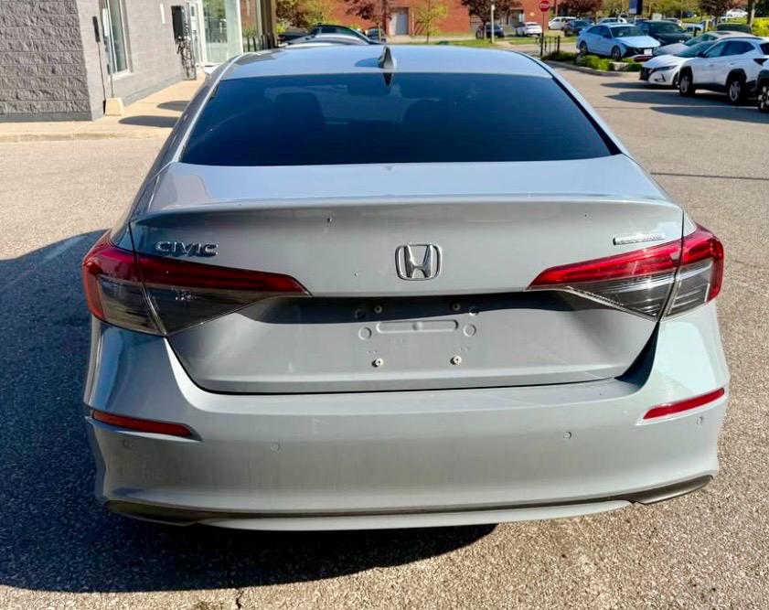 
								2022 Honda Civic Touring full									