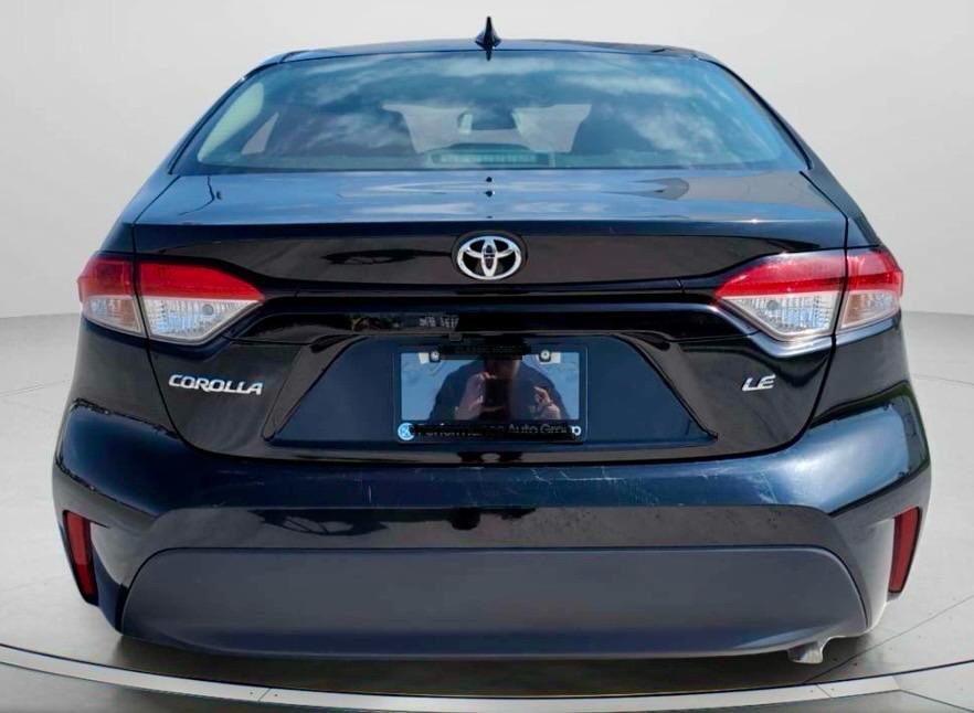 
								2023 Toyota Corolla LE full									