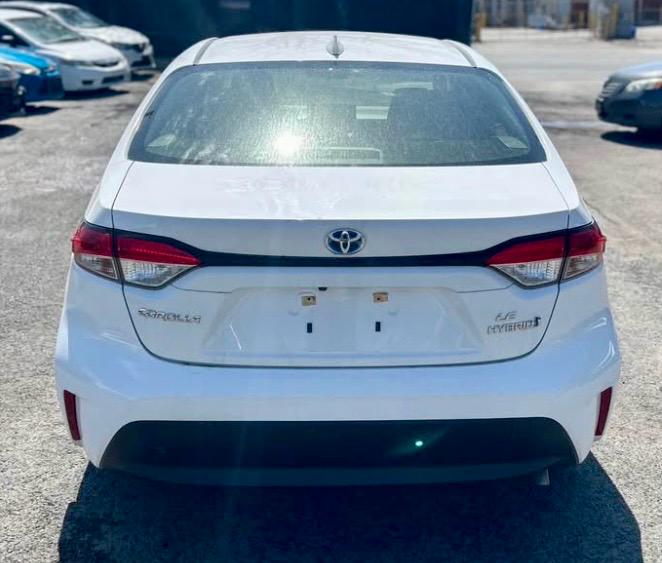 
								2023 Toyota Corolla LE Hybrid full									